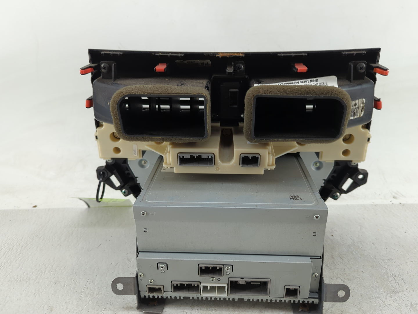 2011-2012 Honda Accord Radio AM FM Cd Player Receiver Replacement Fits Fits 2011 2012 OEM Used Auto Parts - Oemusedautoparts