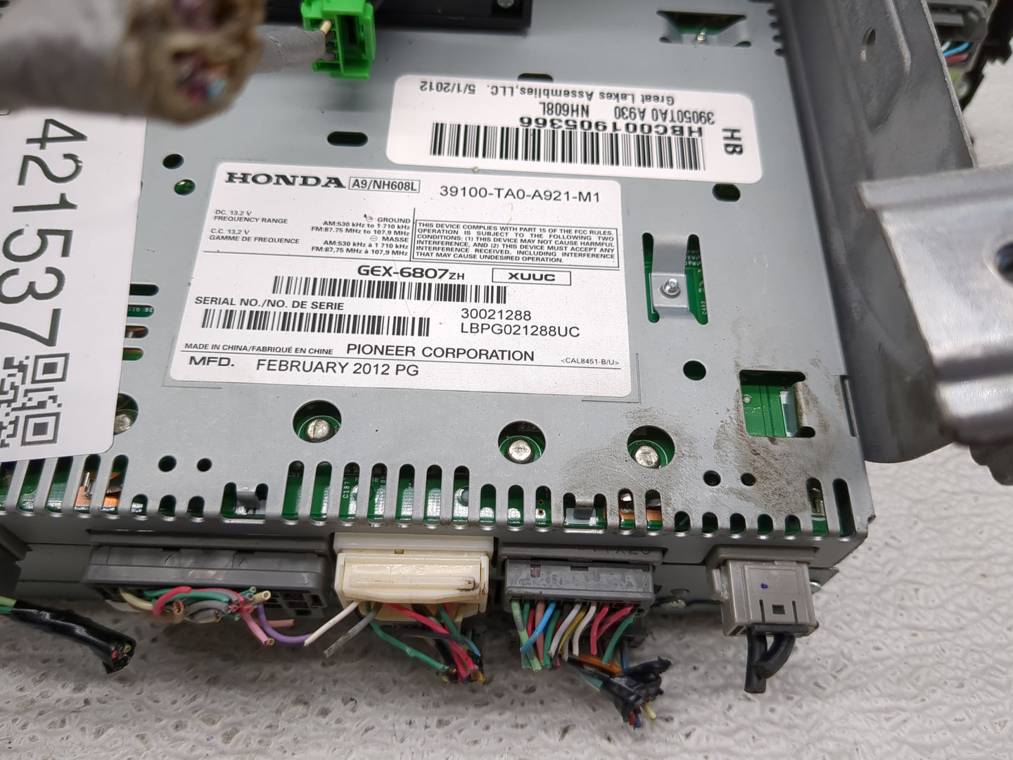 2011-2012 Honda Accord Radio AM FM Cd Player Receiver Replacement P/N:39100-TA0-A921-M1 Fits Fits 2011 2012 OEM Used Auto Pa
