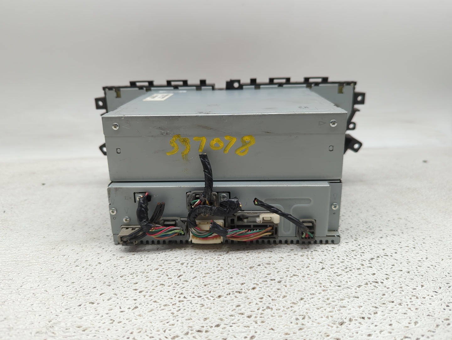 2011-2012 Honda Accord Radio AM FM Cd Player Receiver Replacement P/N:39100-TA0-L421-M1 Fits Fits 2011 2012 OEM Used Auto Pa