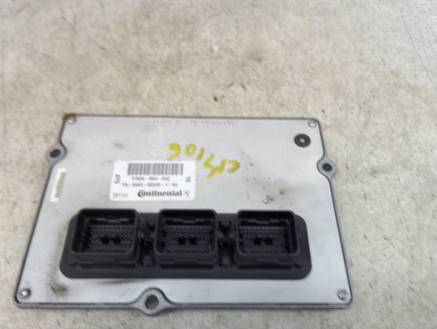 2011-2012 Honda Accord PCM Engine Control Computer ECU ECM PCU OEM P/N:37820-R84-A53 Fits Fits 2011 2012 OEM Used Auto Parts