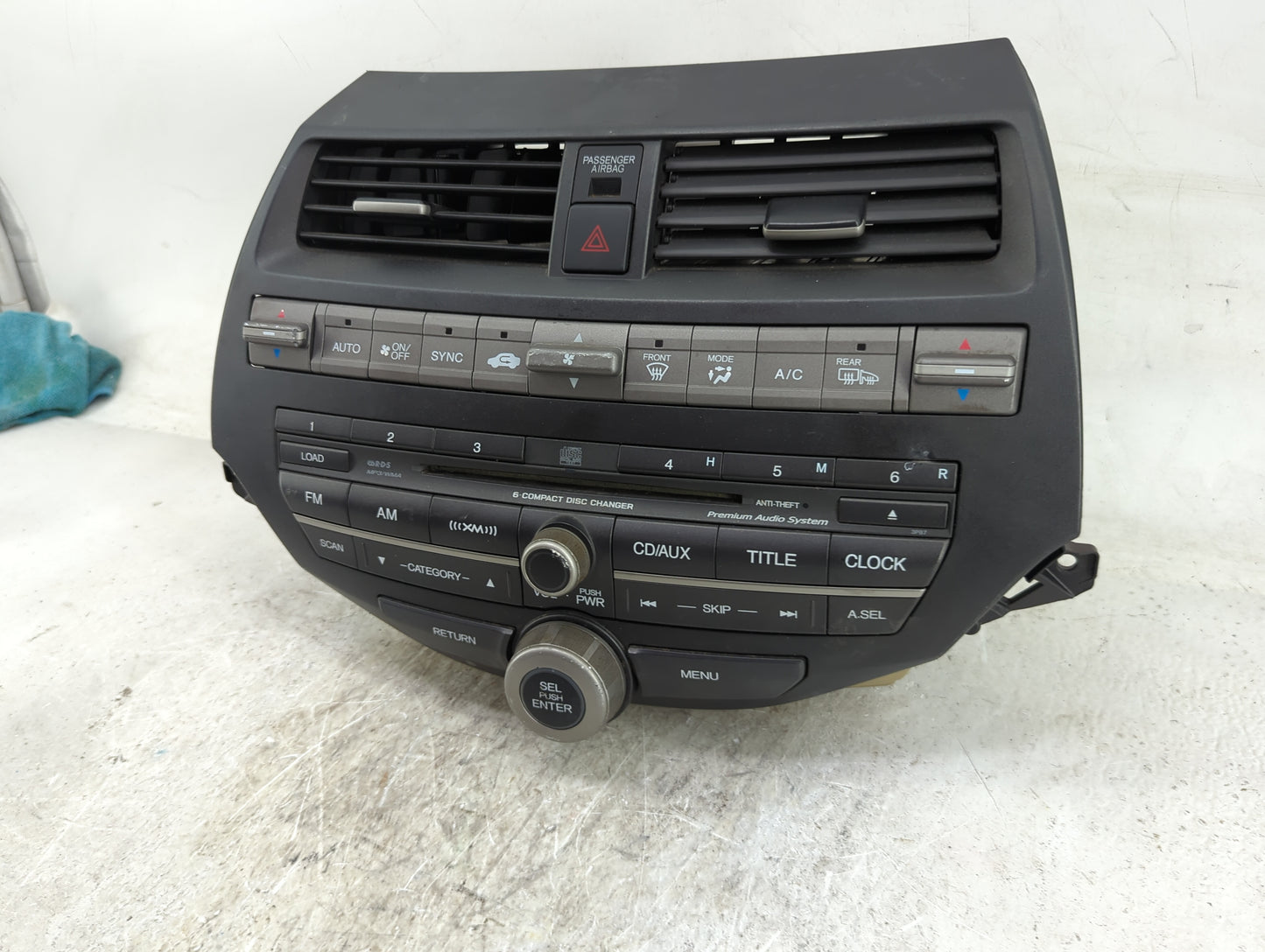 2011-2012 Honda Accord Radio AM FM Cd Player Receiver Replacement Fits Fits 2011 2012 OEM Used Auto Parts - Oemusedautoparts
