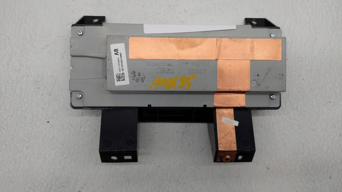 2010-2012 Honda Accord Am Fm Cd Player Radio Receiver 269764 - Oemusedautoparts1.com
