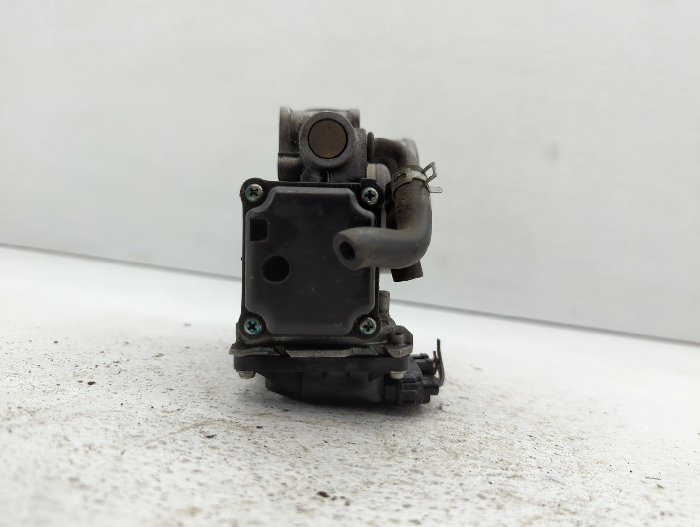 2008-2012 Honda Accord Throttle Body P/N:GMD7A Fits Fits 2008 2009 2010 2011 2012 OEM Used Auto Parts - Oemusedautoparts1.co