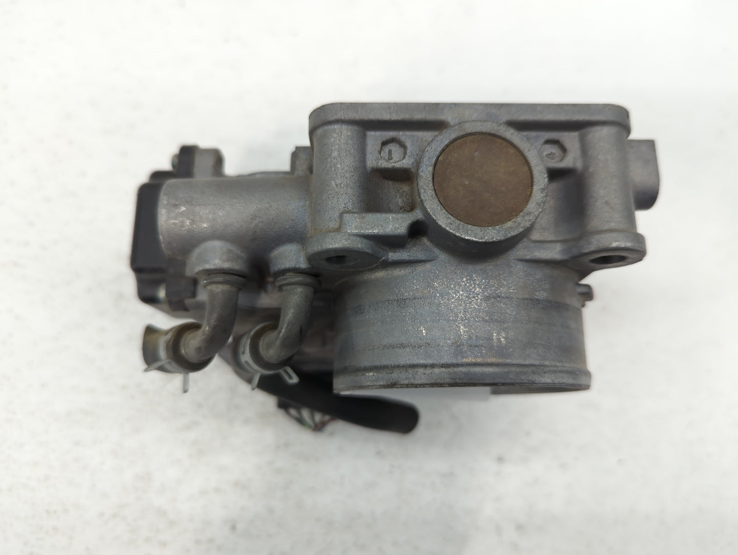 2008-2012 Honda Accord Throttle Body P/N:039483 Fits Fits 2008 2009 2010 2011 2012 OEM Used Auto Parts - Oemusedautoparts1.c