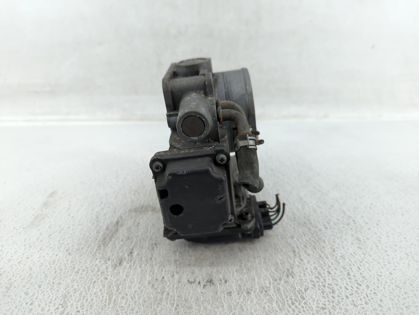 2008-2012 Honda Accord Throttle Body P/N:U22450435727 GMD7A Fits Fits 2008 2009 2010 2011 2012 OEM Used Auto Parts - Oemused