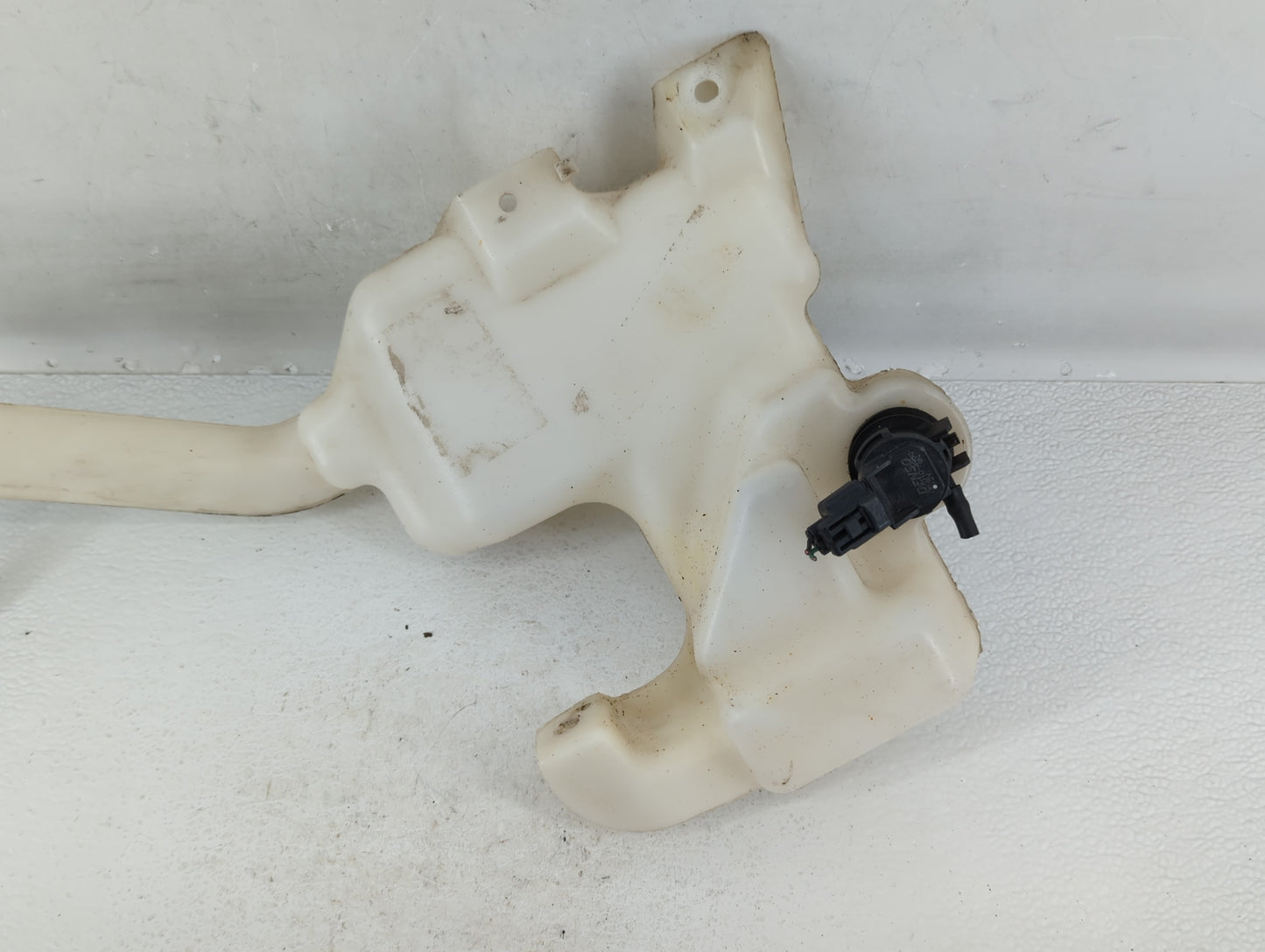 2008-2012 Honda Accord Windshield Washer Fluid Reservoir Bottle Oem - Oemusedautoparts1.com