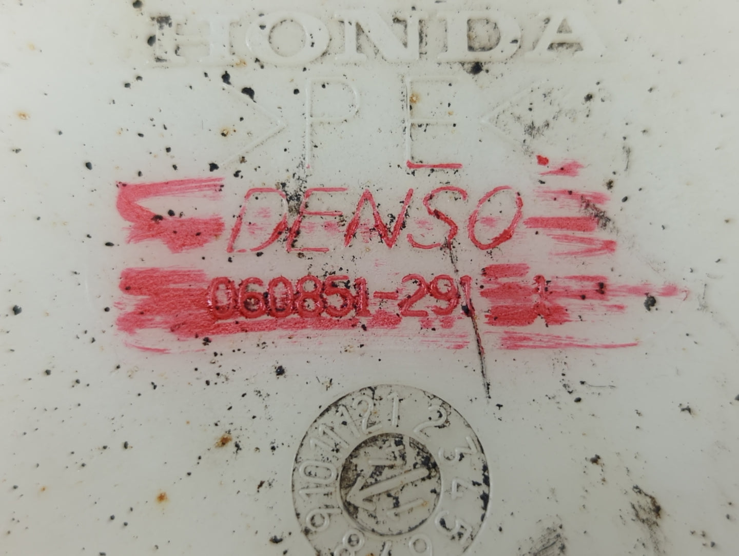 2008-2012 Honda Accord Windshield Washer Fluid Reservoir Bottle Oem - Oemusedautoparts1.com