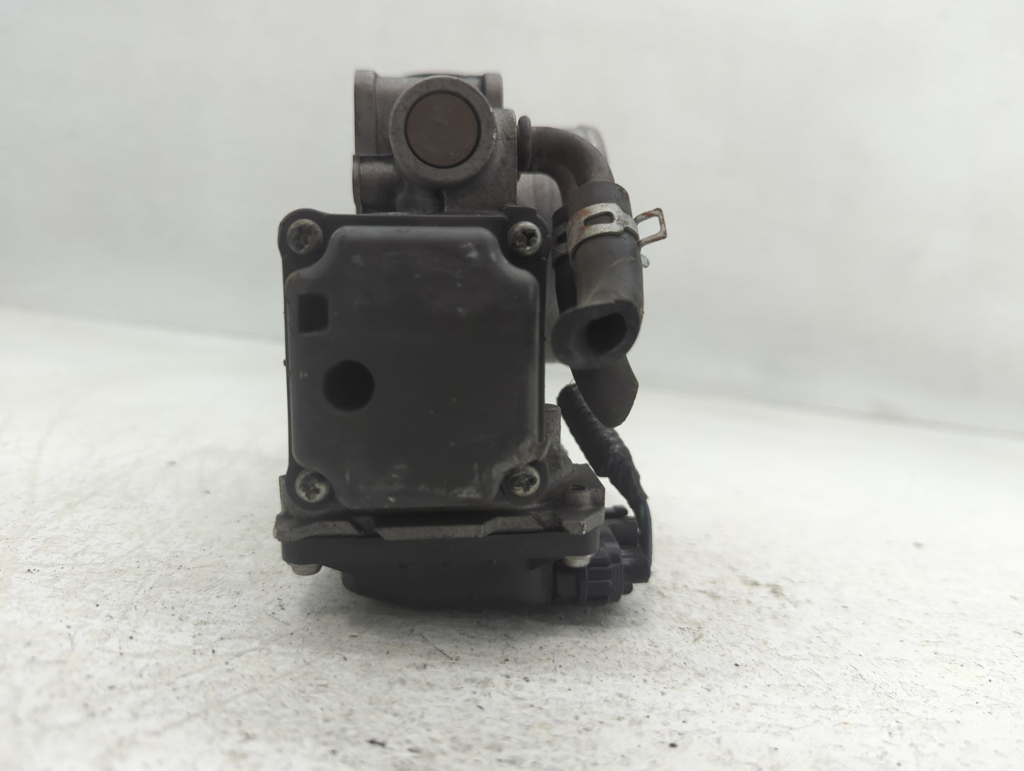 2008-2012 Honda Accord Throttle Body Fits Fits 2008 2009 2010 2011 2012 OEM Used Auto Parts - Oemusedautoparts1.com