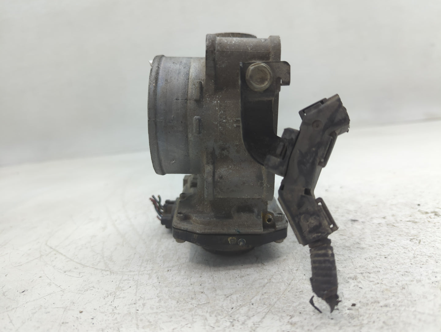 2008-2012 Honda Accord Throttle Body Fits Fits 2008 2009 2010 2011 2012 OEM Used Auto Parts - Oemusedautoparts1.com