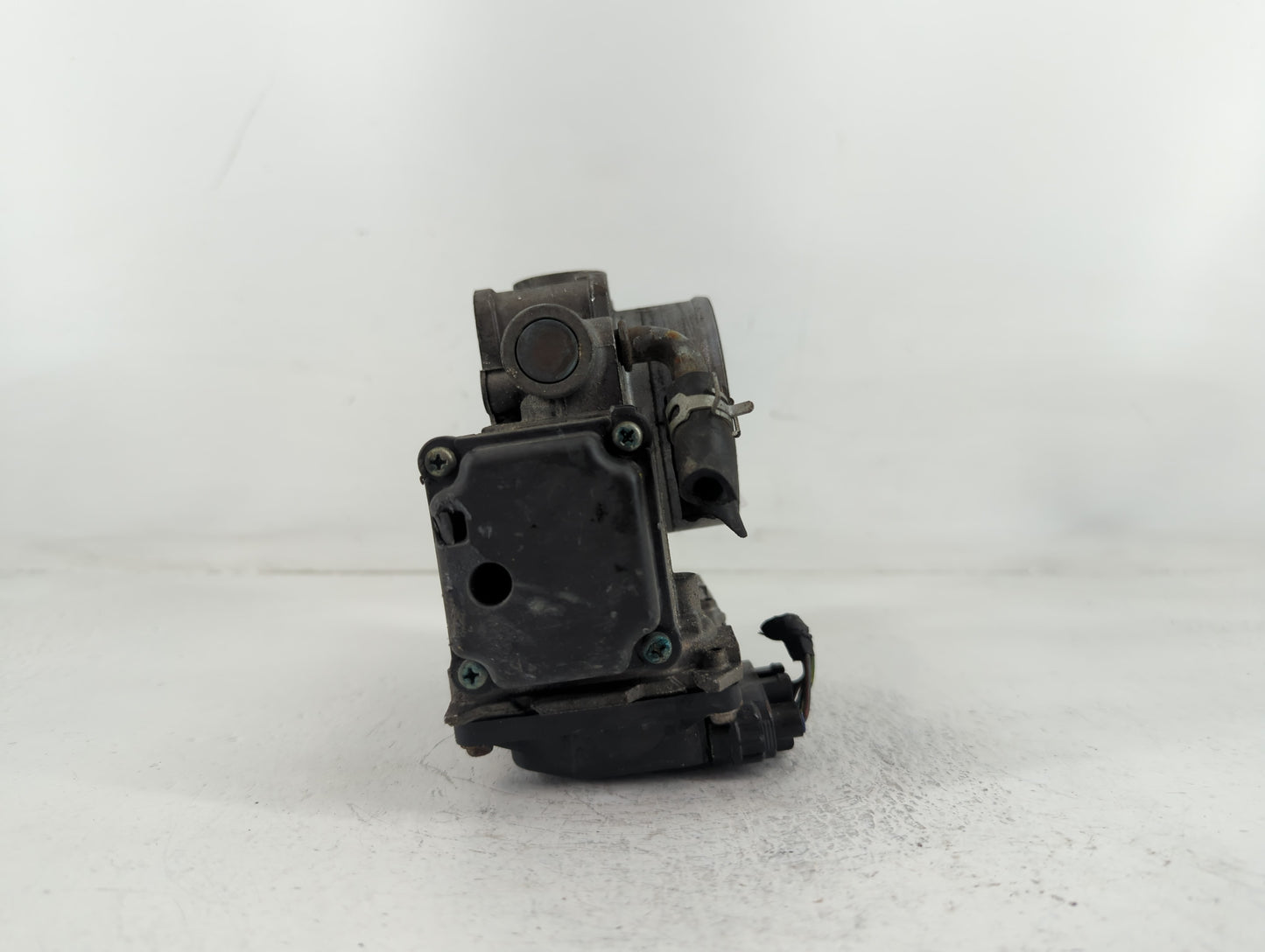 2008-2012 Honda Accord Throttle Body P/N:00211 1430 12N13 Fits Fits 2008 2009 2010 2011 2012 OEM Used Auto Parts - Oemusedau