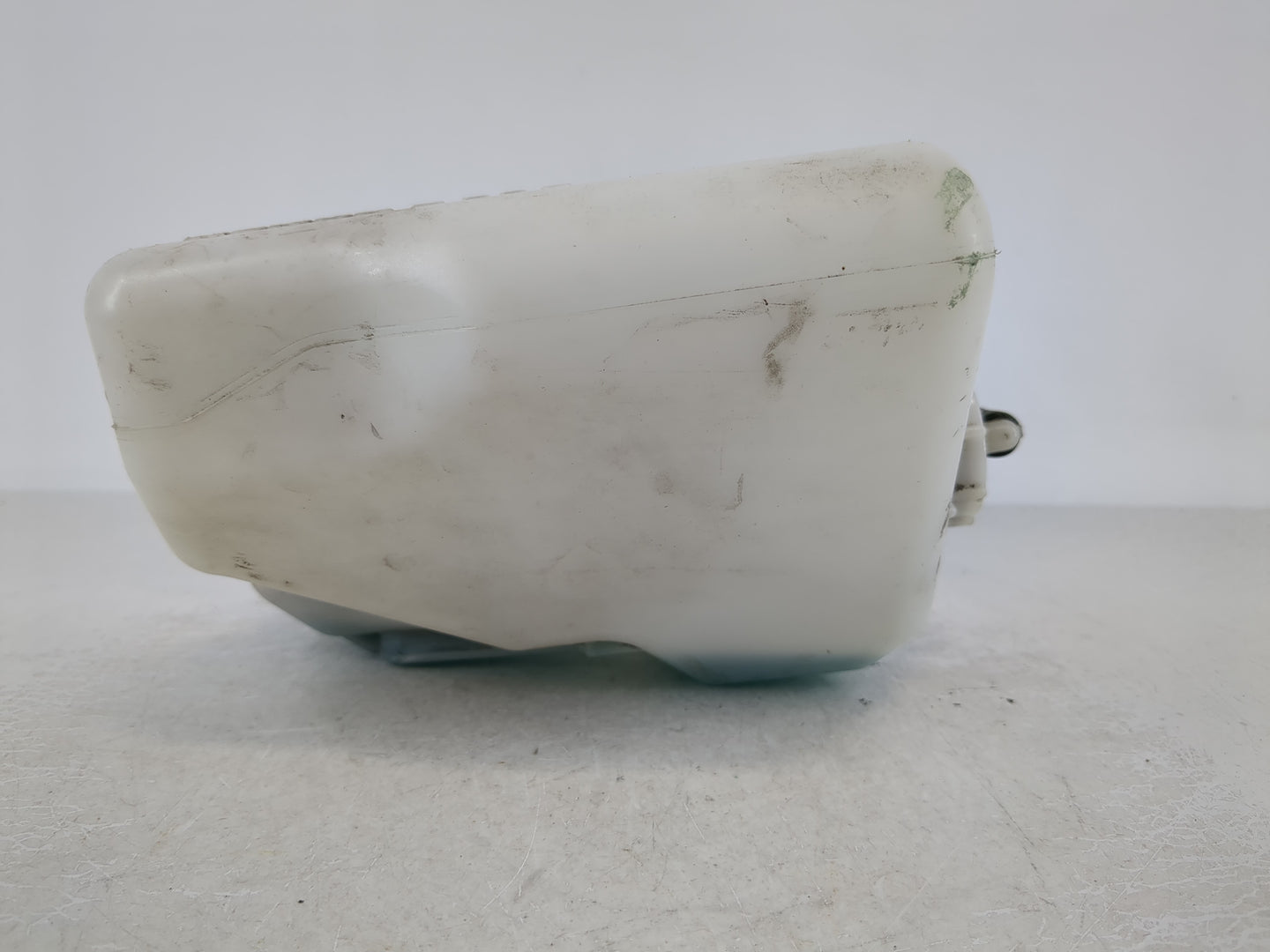 2008-2012 Honda Accord Radiator Coolant Overflow Expansion Tank Bottle - Oemusedautoparts1.com