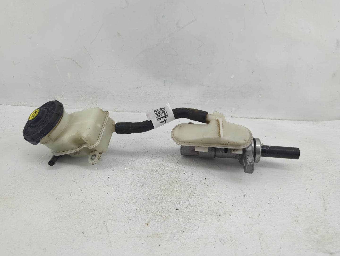 2012-2015 Honda Civic Brake Master Cylinder - Oemusedautoparts1.com