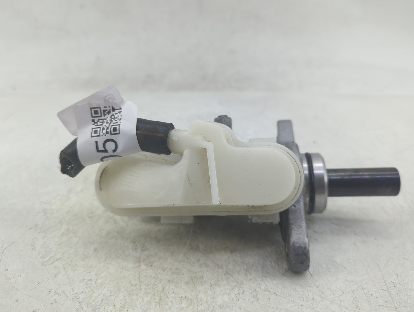 2012-2015 Honda Civic Brake Master Cylinder - Oemusedautoparts1.com