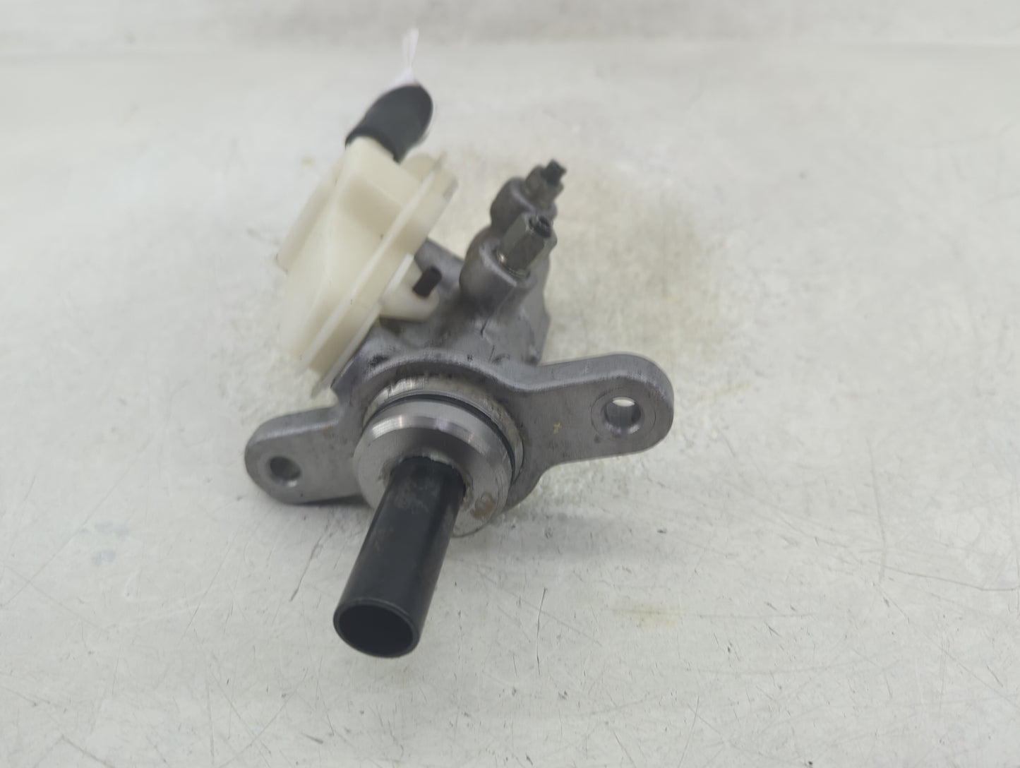 2012-2015 Honda Civic Brake Master Cylinder - Oemusedautoparts1.com