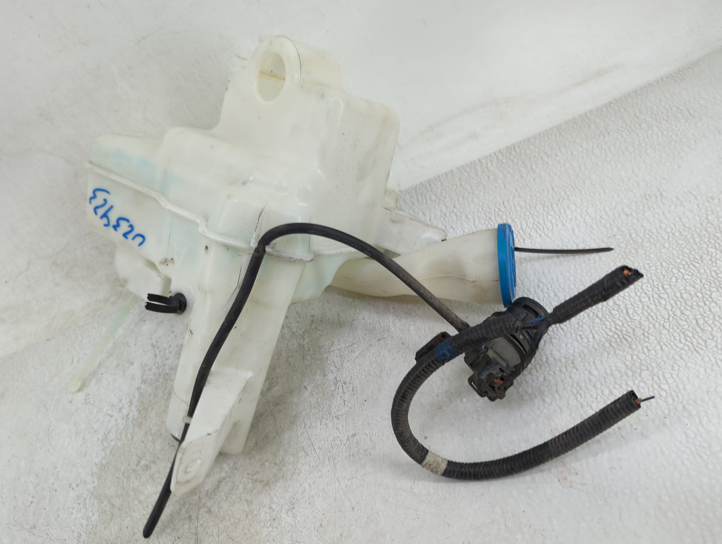 2012-2015 Honda Civic Windshield Washer Fluid Reservoir Bottle Oem - Oemusedautoparts1.com