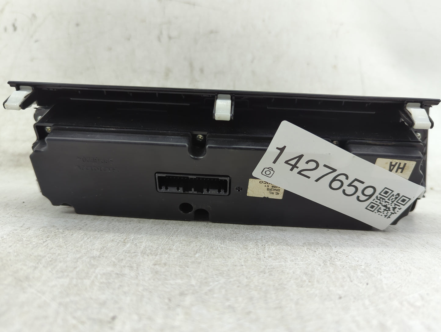 2012 Honda Civic Climate Control Module Temperature AC/Heater Replacement P/N:A01 NH1L Fits OEM Used Auto Parts - Oemusedaut