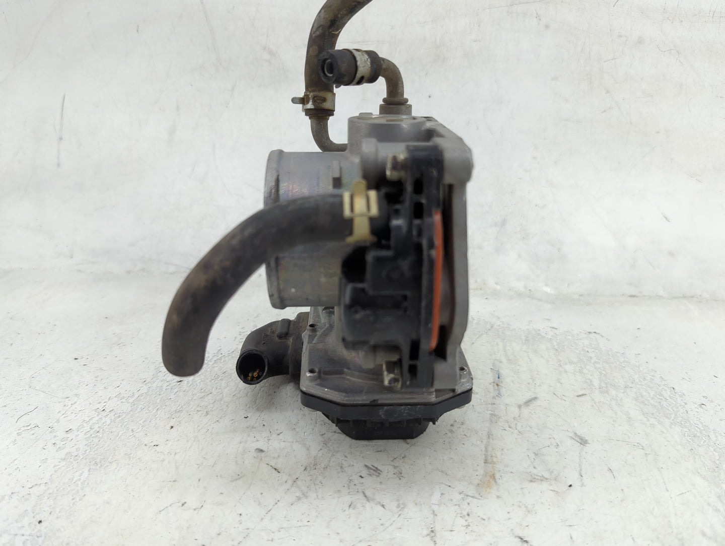 2012-2015 Honda Civic Throttle Body P/N:GMF3B Fits Fits 2012 2013 2014 2015 2016 2017 2018 2019 2020 2021 2022 OEM Used Auto