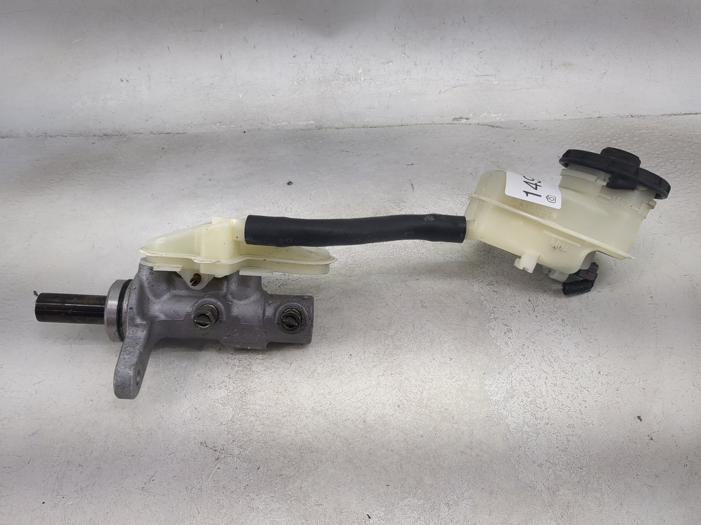 2012-2015 Honda Civic Brake Master Cylinder 1492070 - Oemusedautoparts1.com