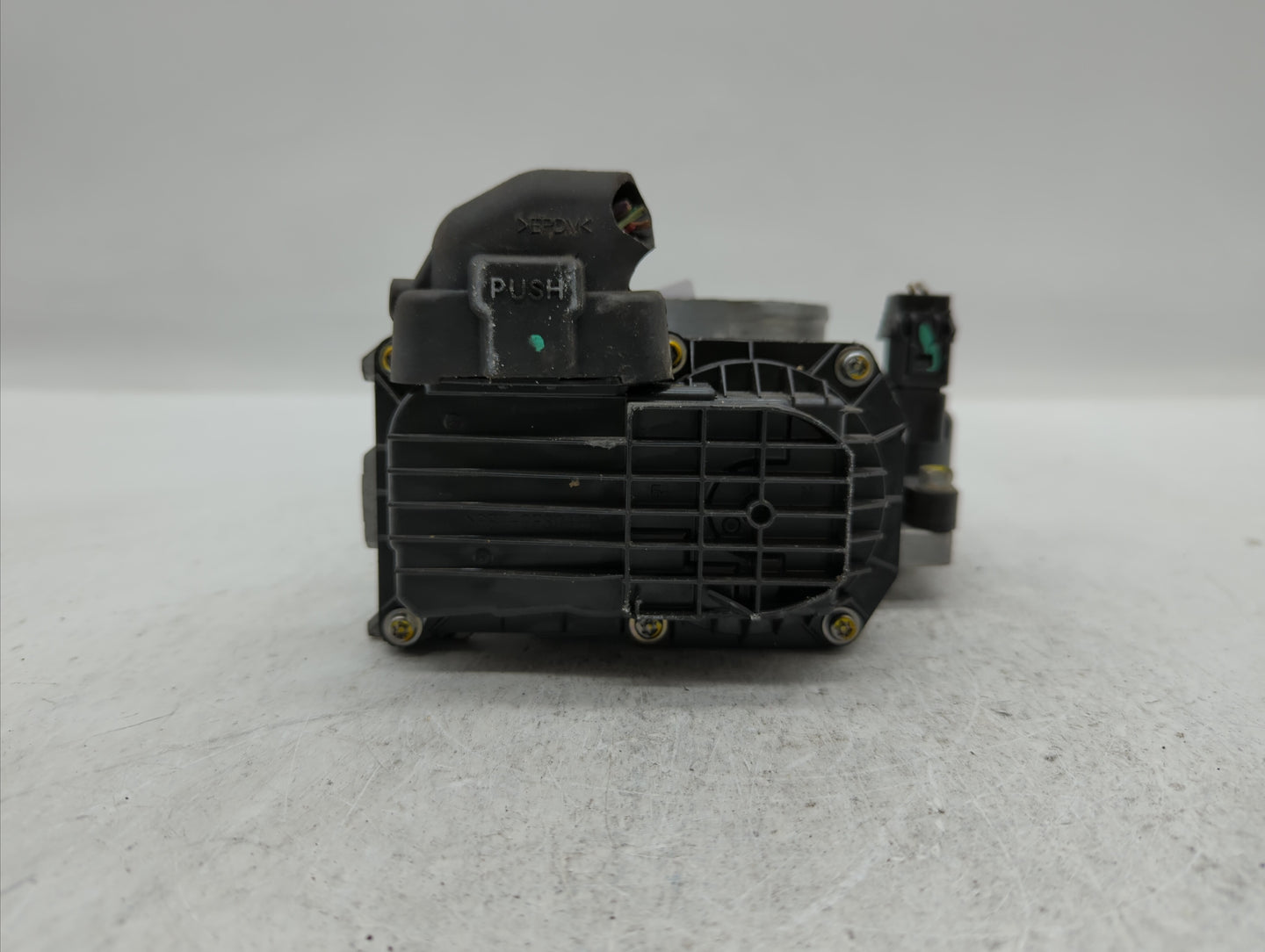 2012-2015 Honda Civic Throttle Body P/N:GMF3B Fits Fits 2012 2013 2014 2015 2016 2017 2018 2019 OEM Used Auto Parts - Oemuse
