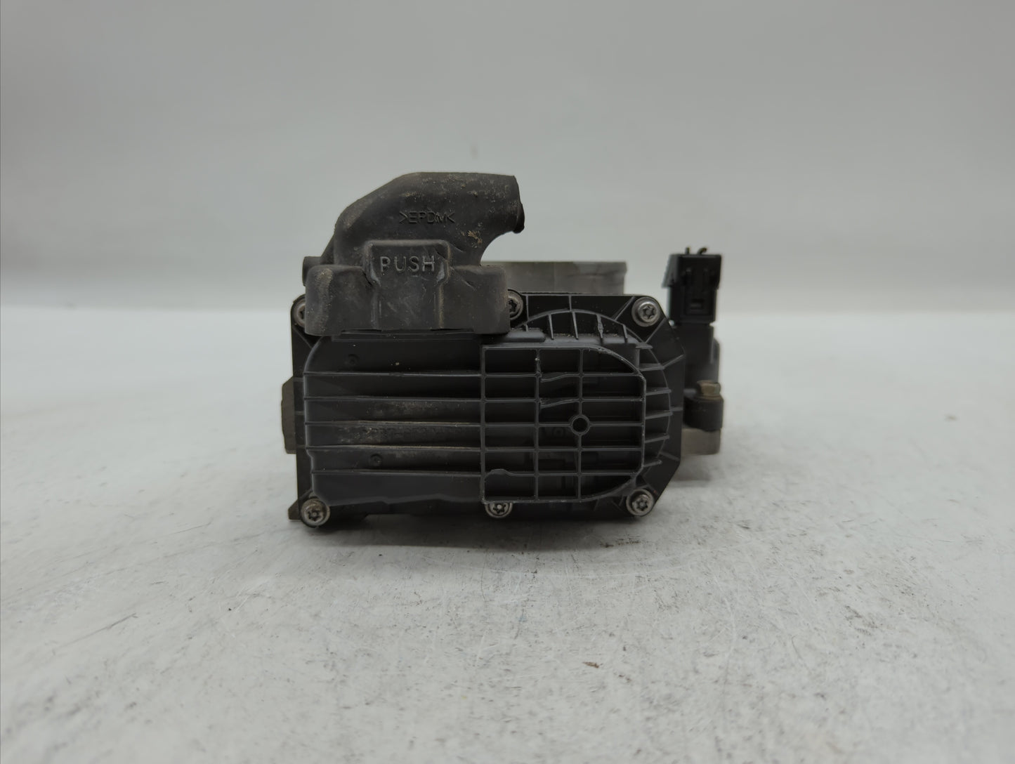 2012-2015 Honda Civic Throttle Body P/N:GMF3B Fits Fits 2012 2013 2014 2015 2016 2017 2018 2019 OEM Used Auto Parts - Oemuse