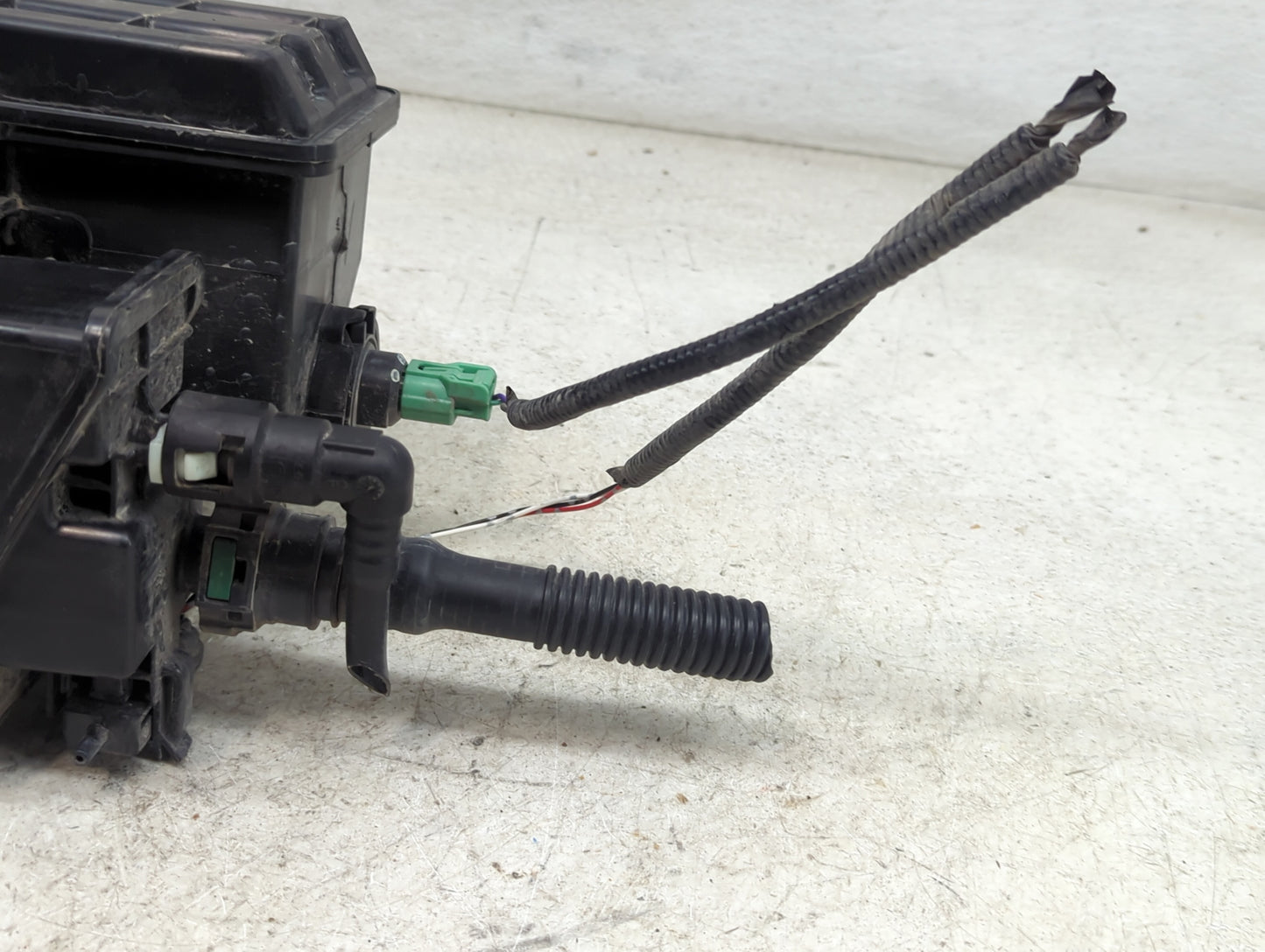 2012 Honda Civic Fuel Vapor Charcoal Canister - Oemusedautoparts1.com