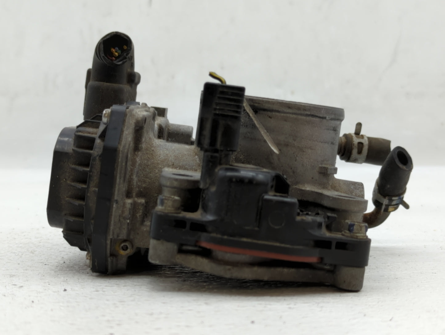 2012-2015 Honda Civic Throttle Body P/N:U22552345835 Fits Fits 2012 2013 2014 2015 2016 2017 2018 2019 2020 2021 2022 OEM Us