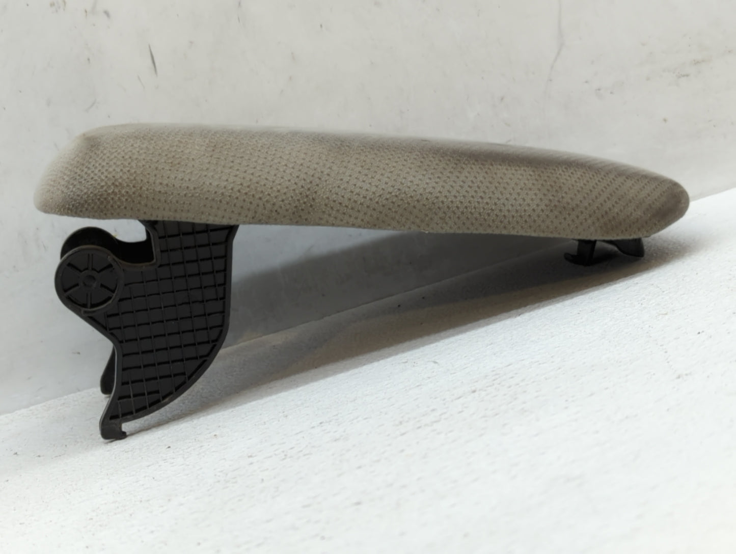 2012 Honda Civic Center Console Armrest Cover Lid Beige - Oemusedautoparts1.com