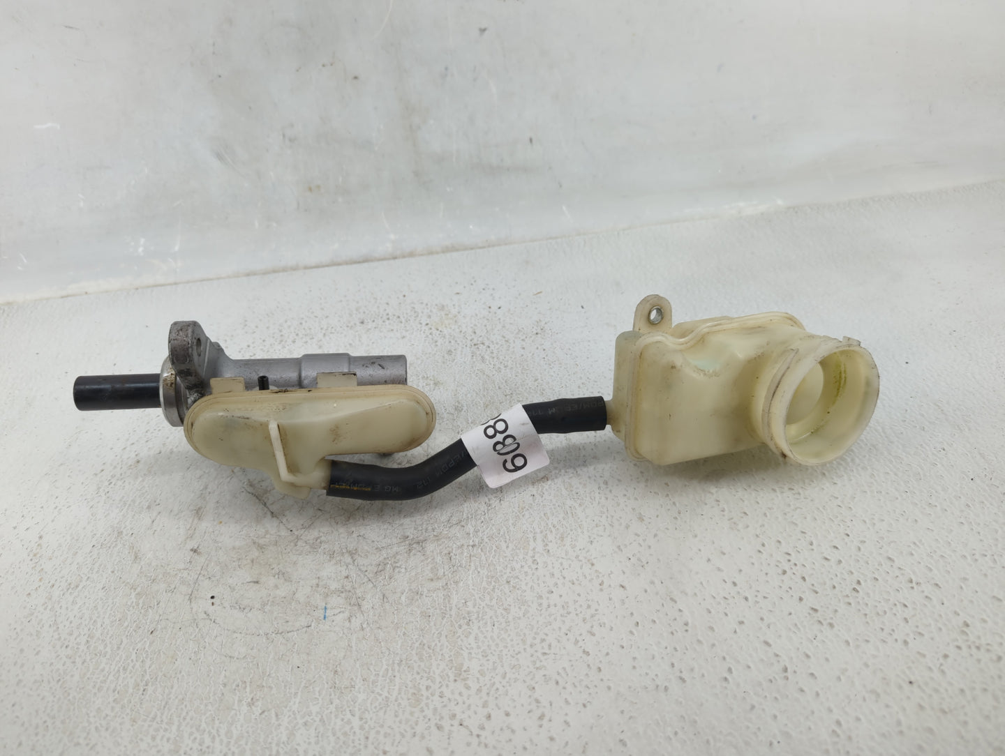 2012-2015 Honda Civic Brake Master Cylinder - Oemusedautoparts1.com