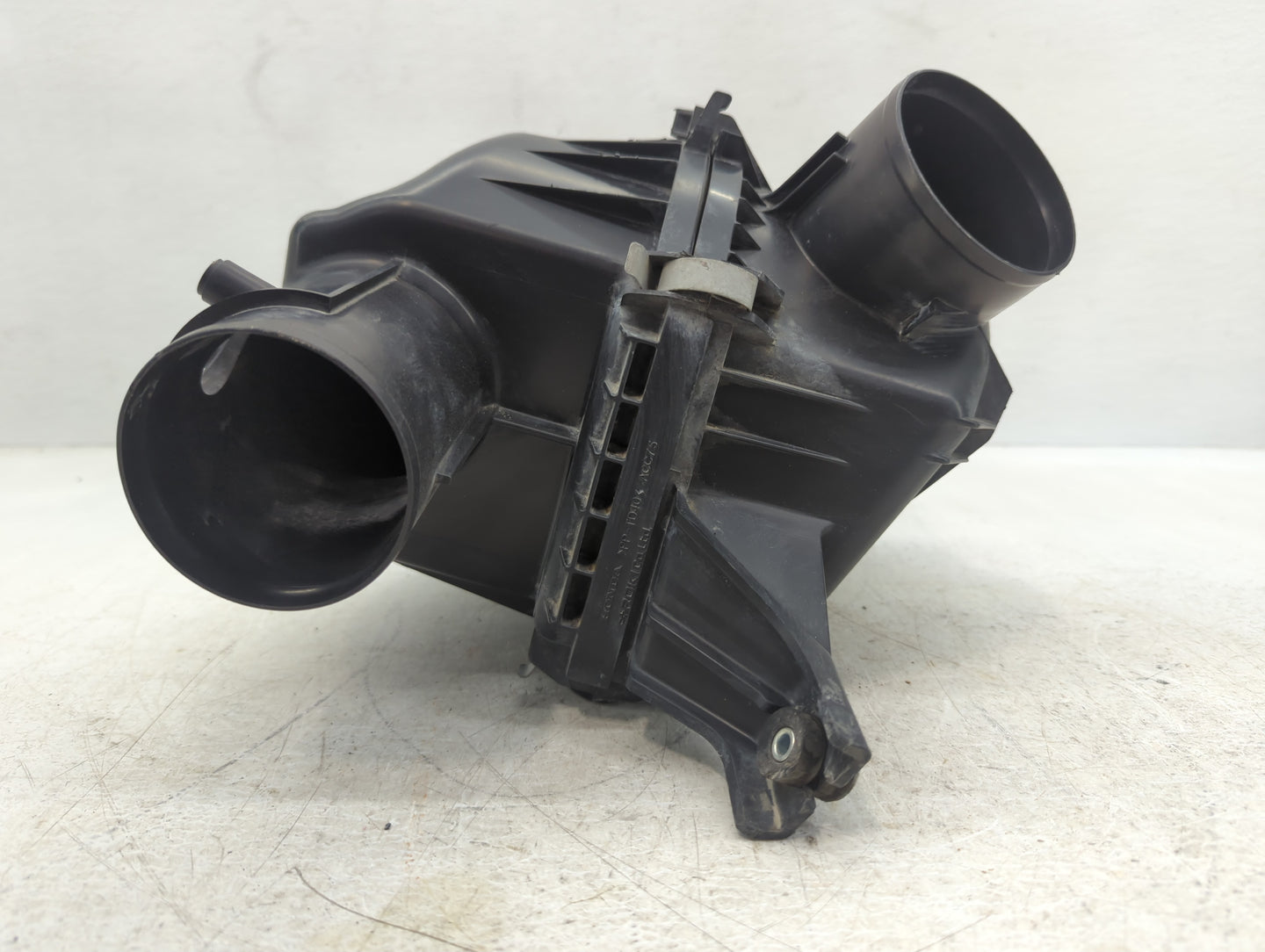 2012-2014 Honda Cr-v Air Cleaner Intake-duct Hose Tube - Oemusedautoparts1.com