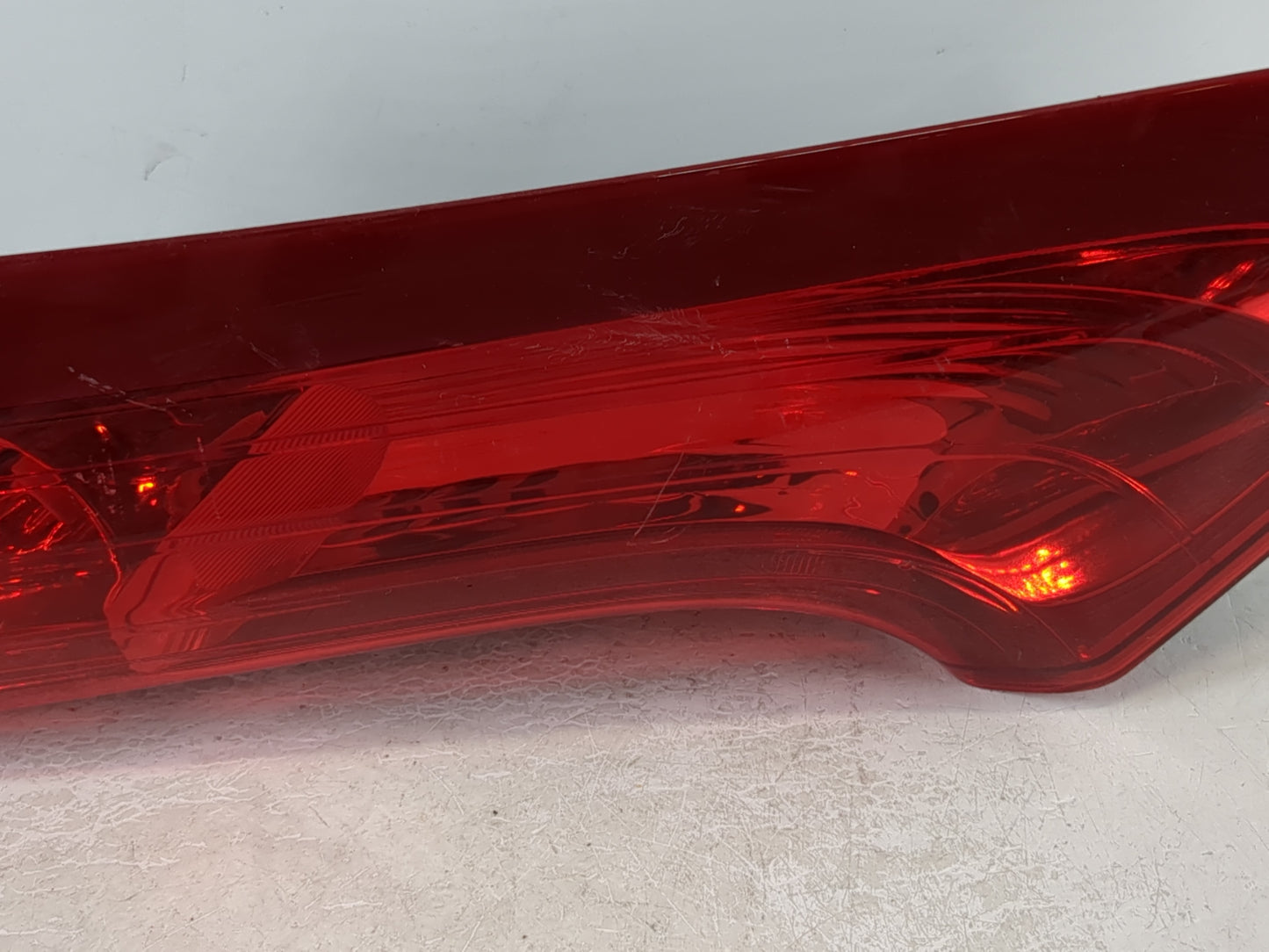 2012-2014 Honda Cr-V Tail Light Assembly Driver Left OEM Fits Fits 2012 2013 2014 OEM Used Auto Parts - Oemusedautoparts1.co