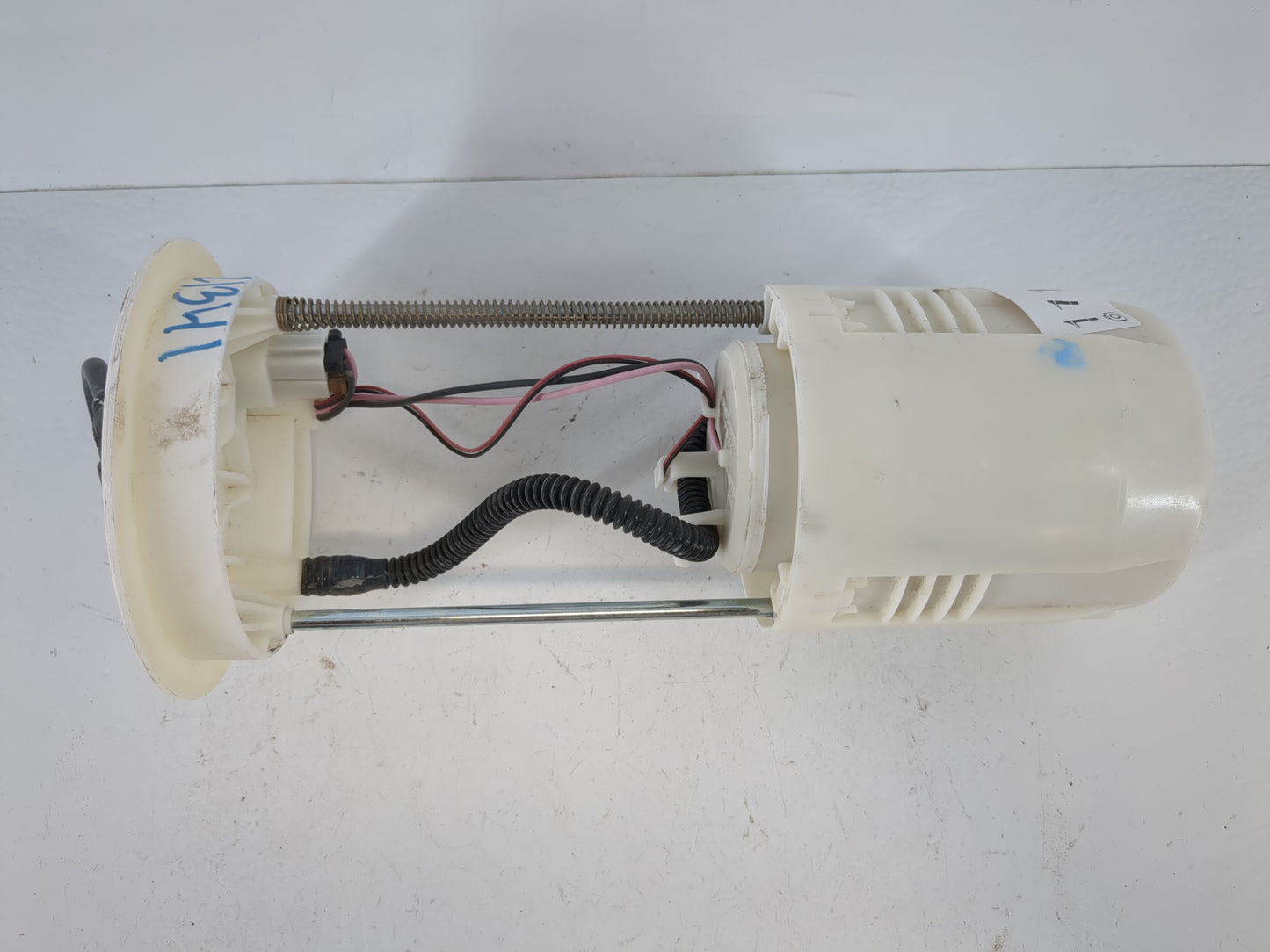 2012-2014 Honda Cr-v Electrical Gas Fuel Pump Assembly - Oemusedautoparts1.com