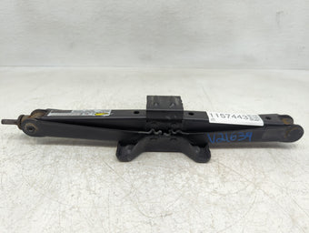 compare product 2012 Honda Cr-v Spare Scissor Car Jack