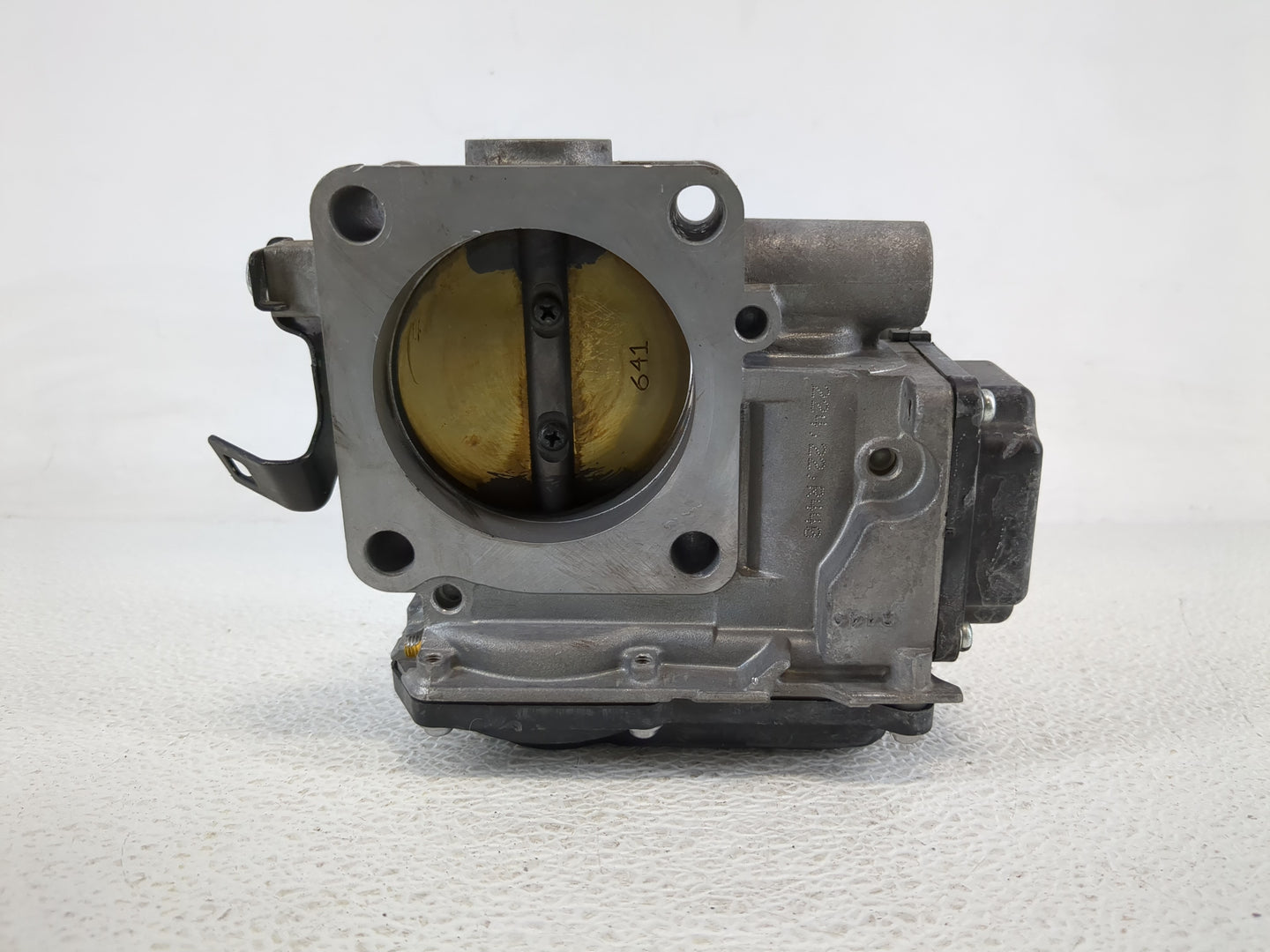 2010-2014 Honda Cr-V Throttle Body P/N:GMFD7E Fits Fits 2010 2011 2012 2013 2014 2015 OEM Used Auto Parts - Oemusedautoparts