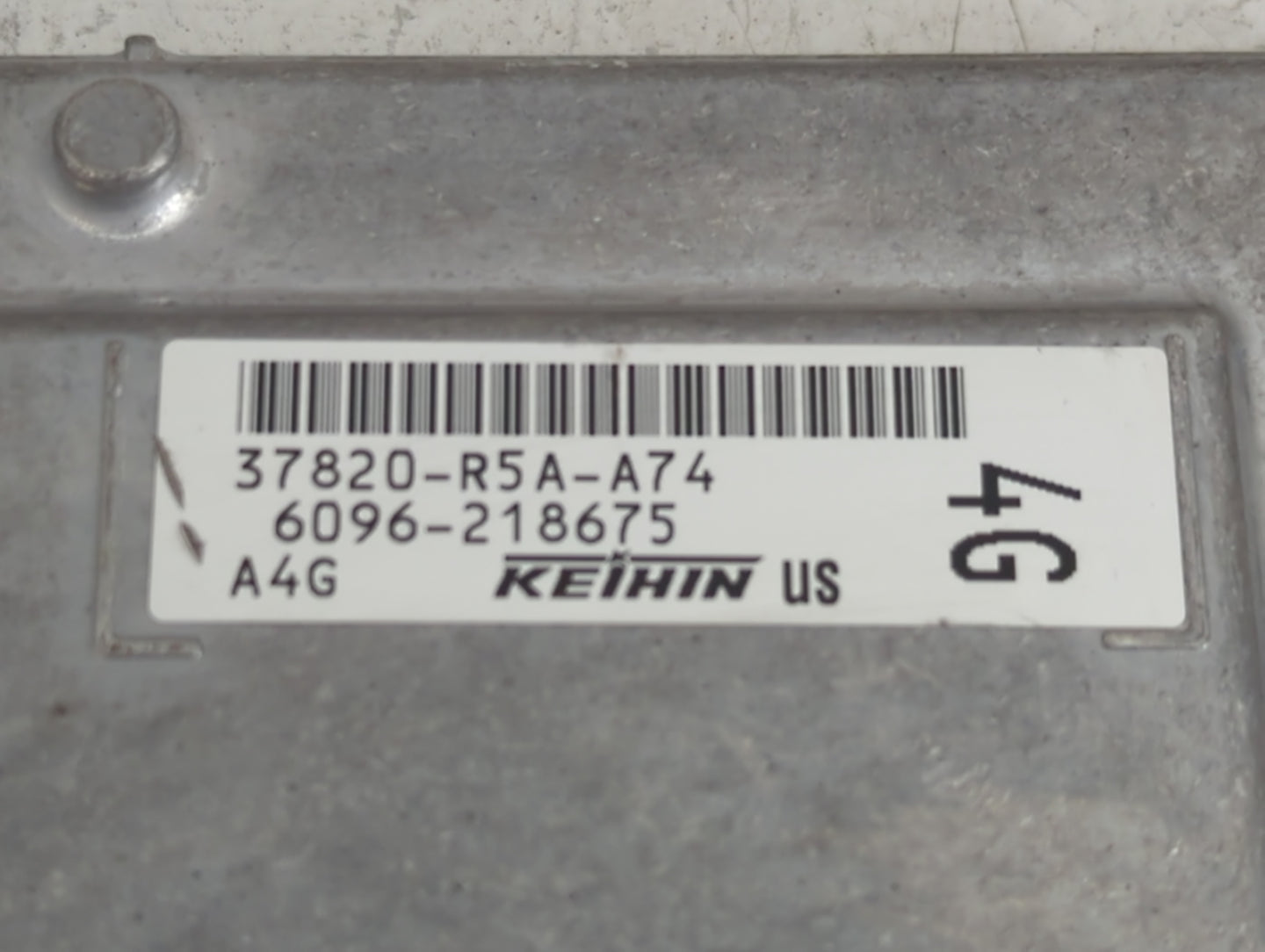 2012-2014 Honda Cr-V PCM Engine Control Computer ECU ECM PCU OEM P/N:37820-R5A-A74 Fits Fits 2012 2013 2014 OEM Used Auto Pa