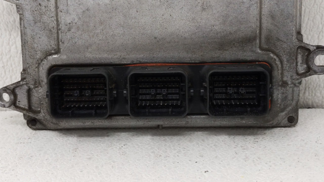2012-2014 Honda Cr-V PCM Engine Control Computer ECU ECM PCU OEM P/N:37820-R5A-A66 37820-R5A-A64 Fits Fits 2012 2013 2014 OE