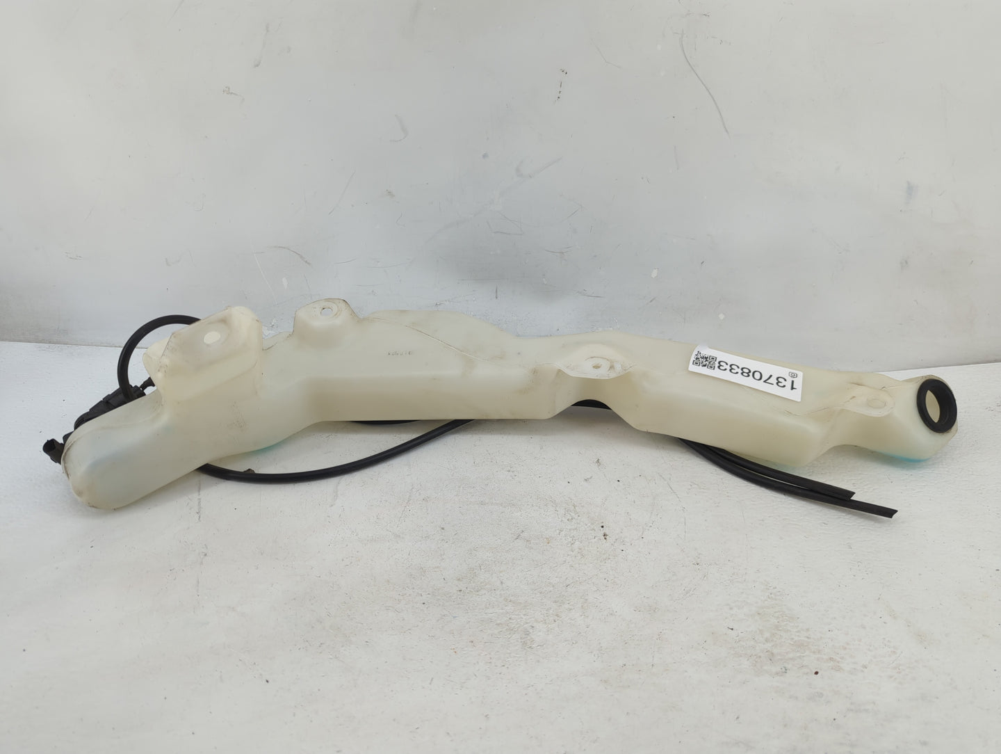 2012-2012 Honda Cr-v Windshield Washer Fluid Reservoir Bottle Oem - Oemusedautoparts1.com