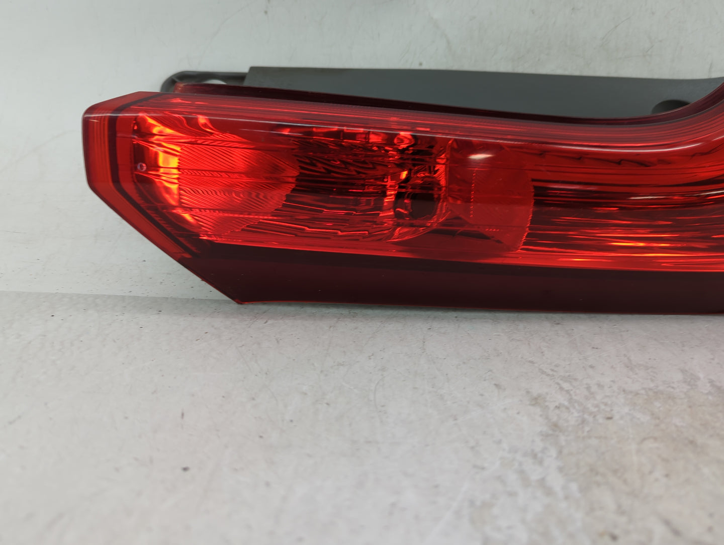 2012-2014 Honda Cr-V Tail Light Assembly Passenger Right OEM P/N:P9849 Fits Fits 2012 2013 2014 OEM Used Auto Parts - Oemuse