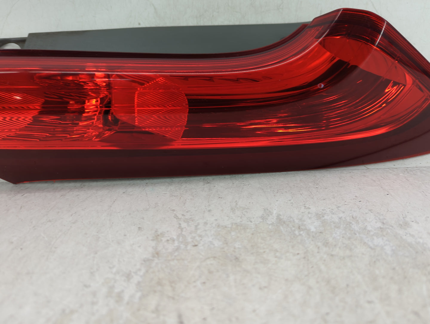 2012-2014 Honda Cr-V Tail Light Assembly Passenger Right OEM P/N:P9849 Fits Fits 2012 2013 2014 OEM Used Auto Parts - Oemuse