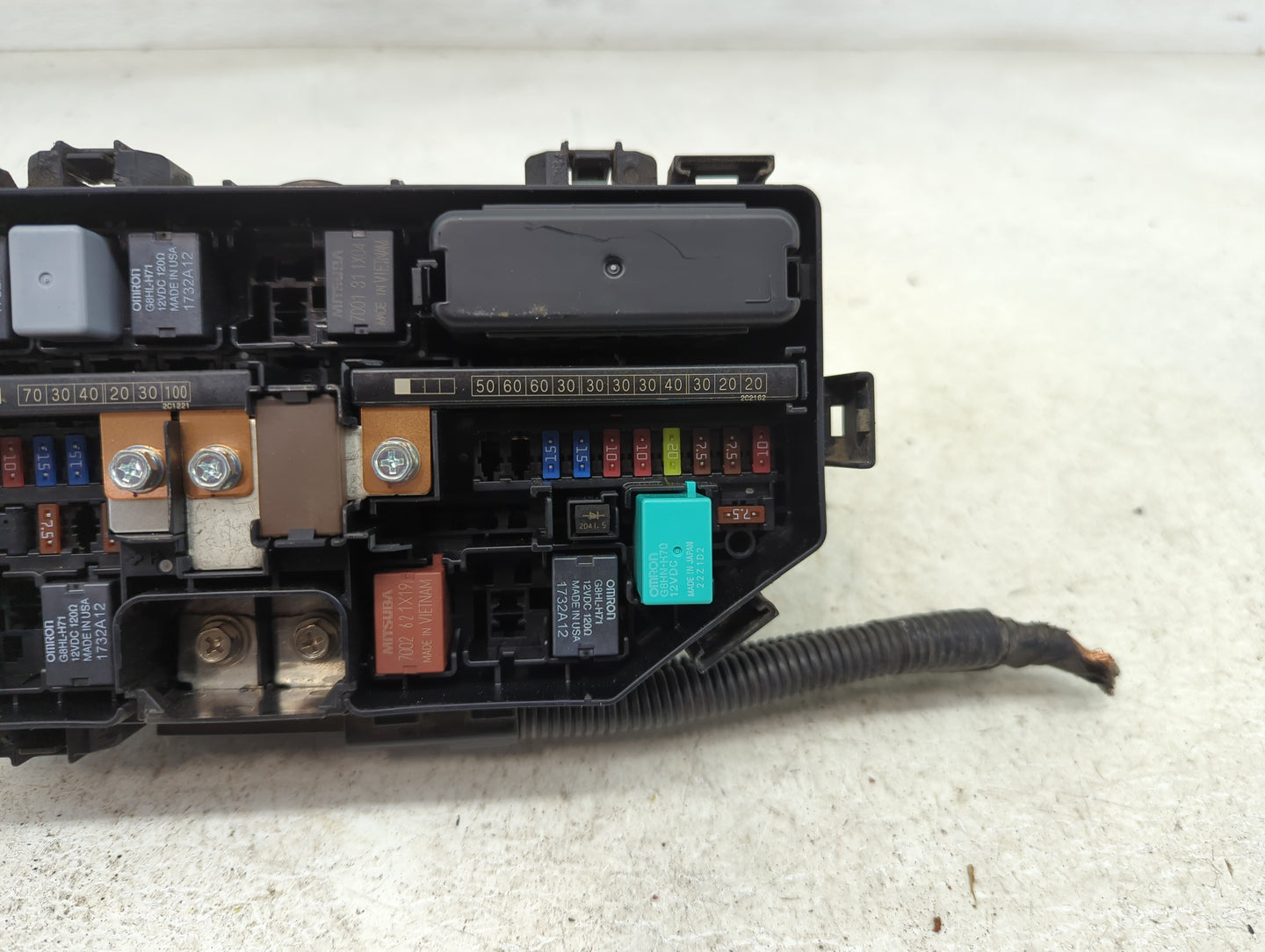 2012-2014 Honda Cr-V Fusebox Fuse Box Panel Relay Module Fits Fits 2012 2013 2014 OEM Used Auto Parts - Oemusedautoparts1.co