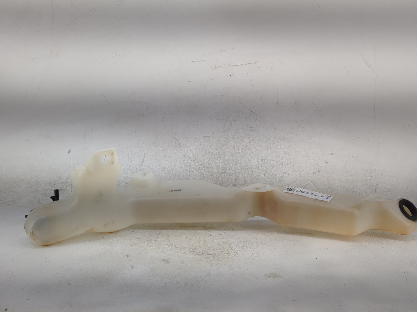 2012-2012 Honda Cr-v Windshield Washer Fluid Reservoir Bottle Oem - Oemusedautoparts1.com