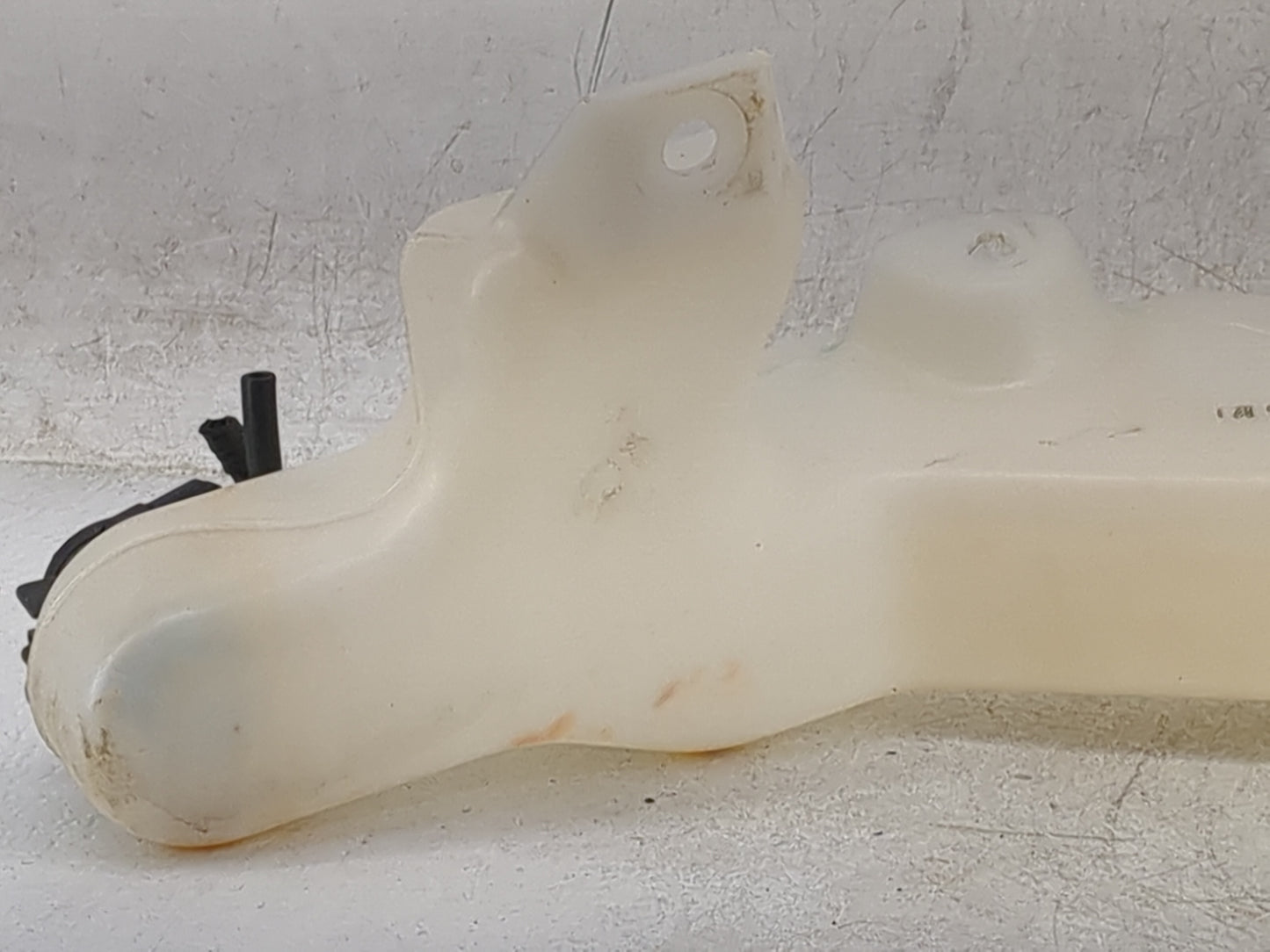 2012-2012 Honda Cr-v Windshield Washer Fluid Reservoir Bottle Oem - Oemusedautoparts1.com