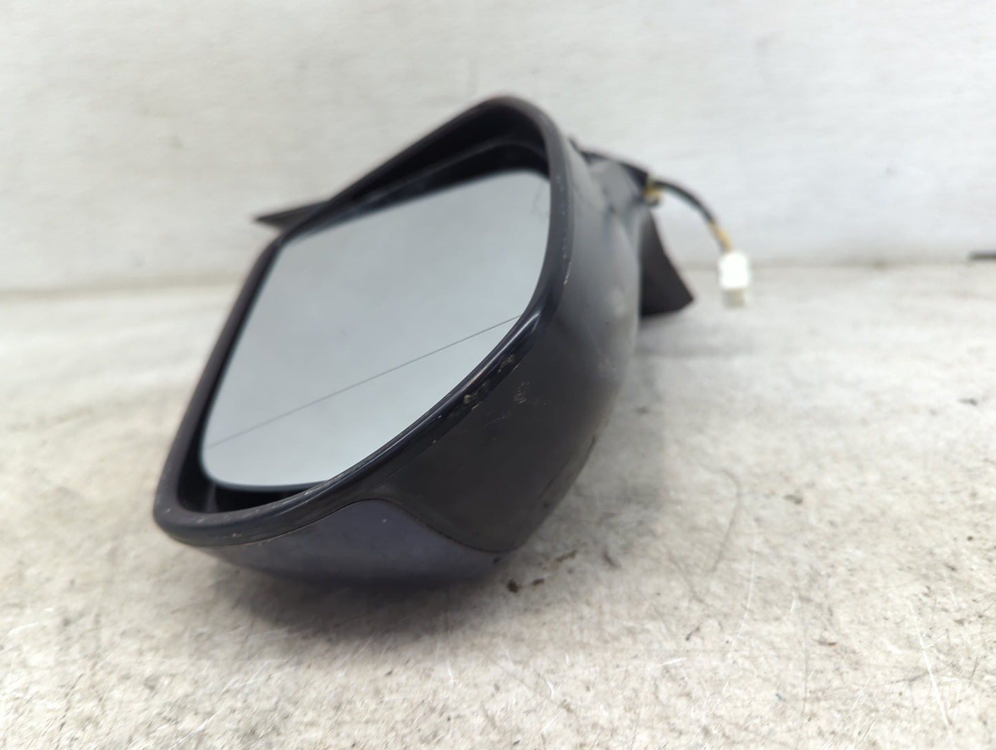 2012-2014 Honda Cr-V Driver Side View Mirror - Left Door Mirror OEM Used - Oemusedautoparts1.com