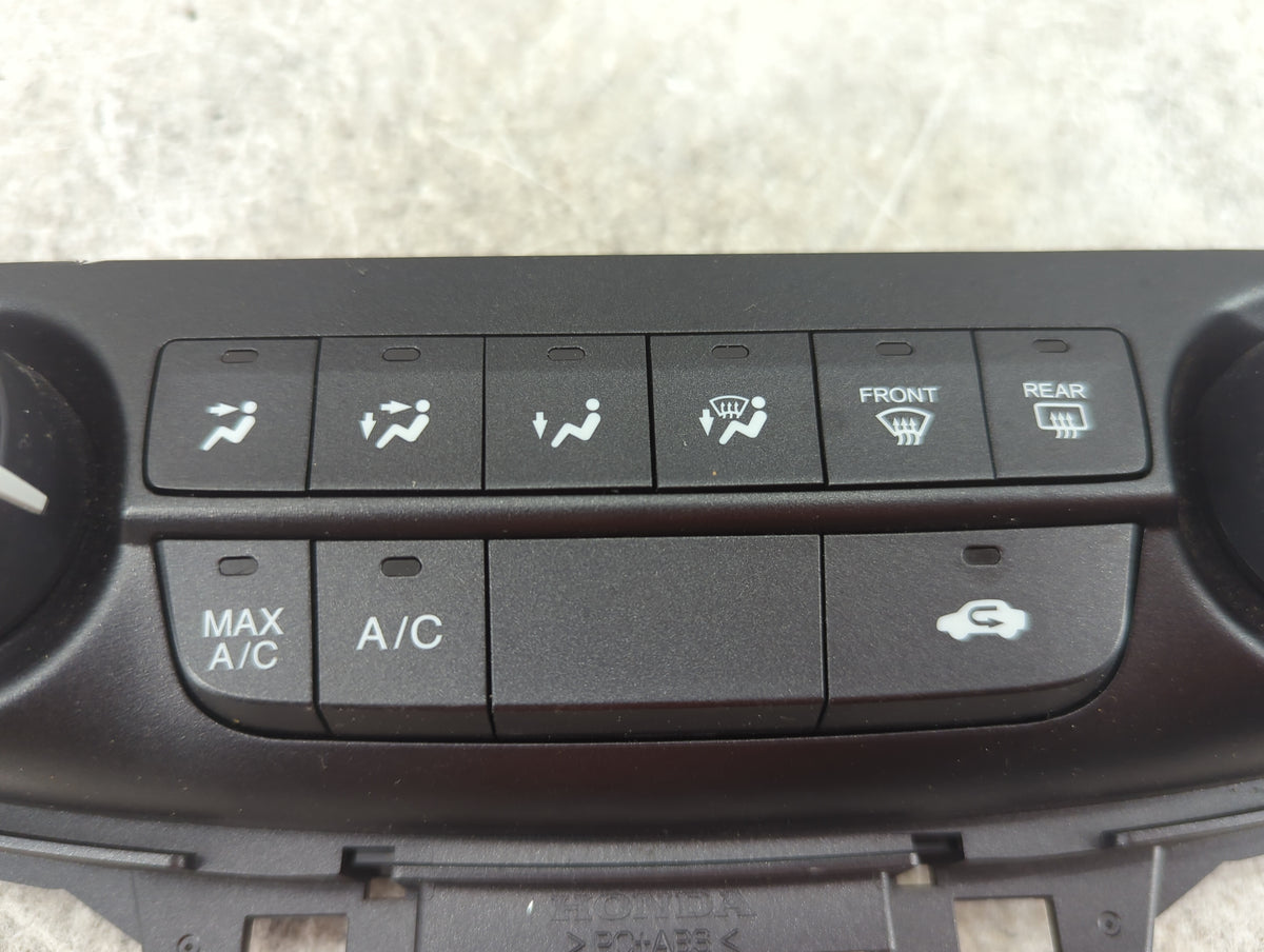 2012 Honda Cr-V Climate Control Module Temperature AC/Heater Replacement P/N:79500 T0A A0 Fits OEM Used Auto Parts - Oemused
