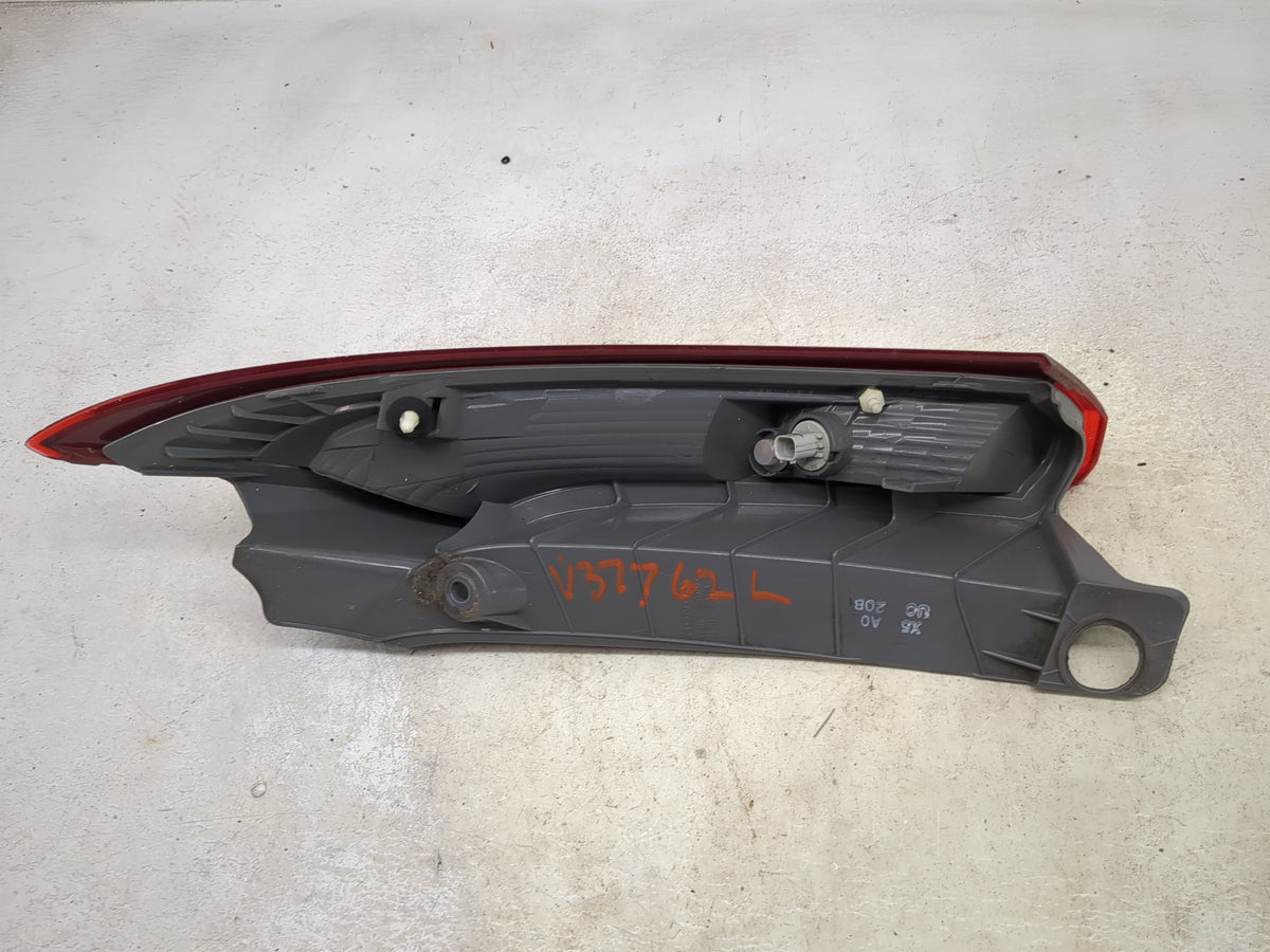 2012-2014 Honda Cr-v Driver Left Side Deck Lid Mounted Tail Light 1513727 - Oemusedautoparts1.com