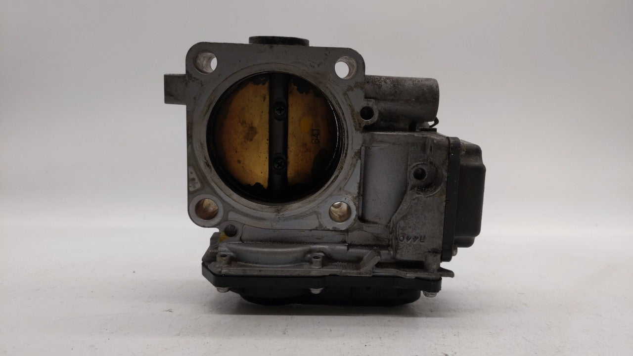 2010-2013 Honda Cr-V Throttle Body P/N:141001P20H GMD7E, GME1A Fits Fits 2010 2011 2012 2013 2014 OEM Used Auto Parts - Oemu