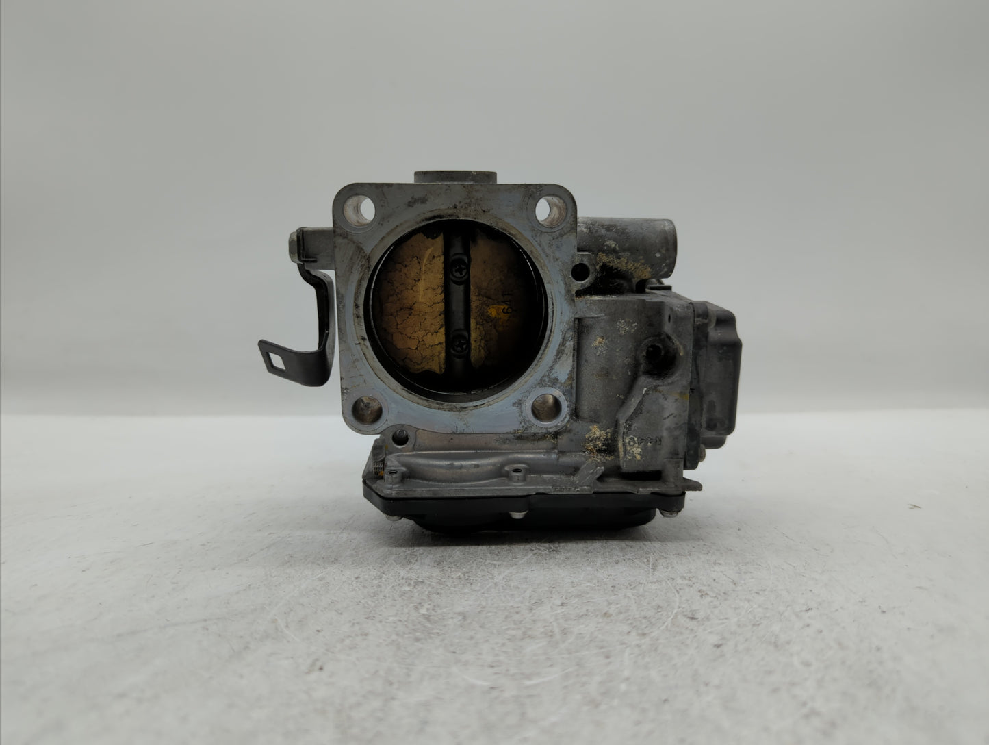 2010-2013 Honda Cr-V Throttle Body P/N:GMD7E GME1A Fits Fits 2010 2011 2012 2013 2014 OEM Used Auto Parts - Oemusedautoparts