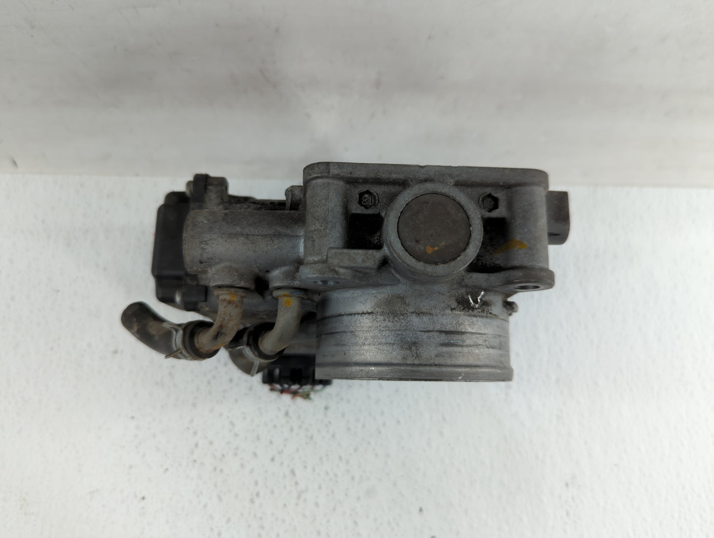 2010-2013 Honda Cr-V Throttle Body P/N:GMD7E GME1A Fits Fits 2010 2011 2012 2013 2014 OEM Used Auto Parts - Oemusedautoparts