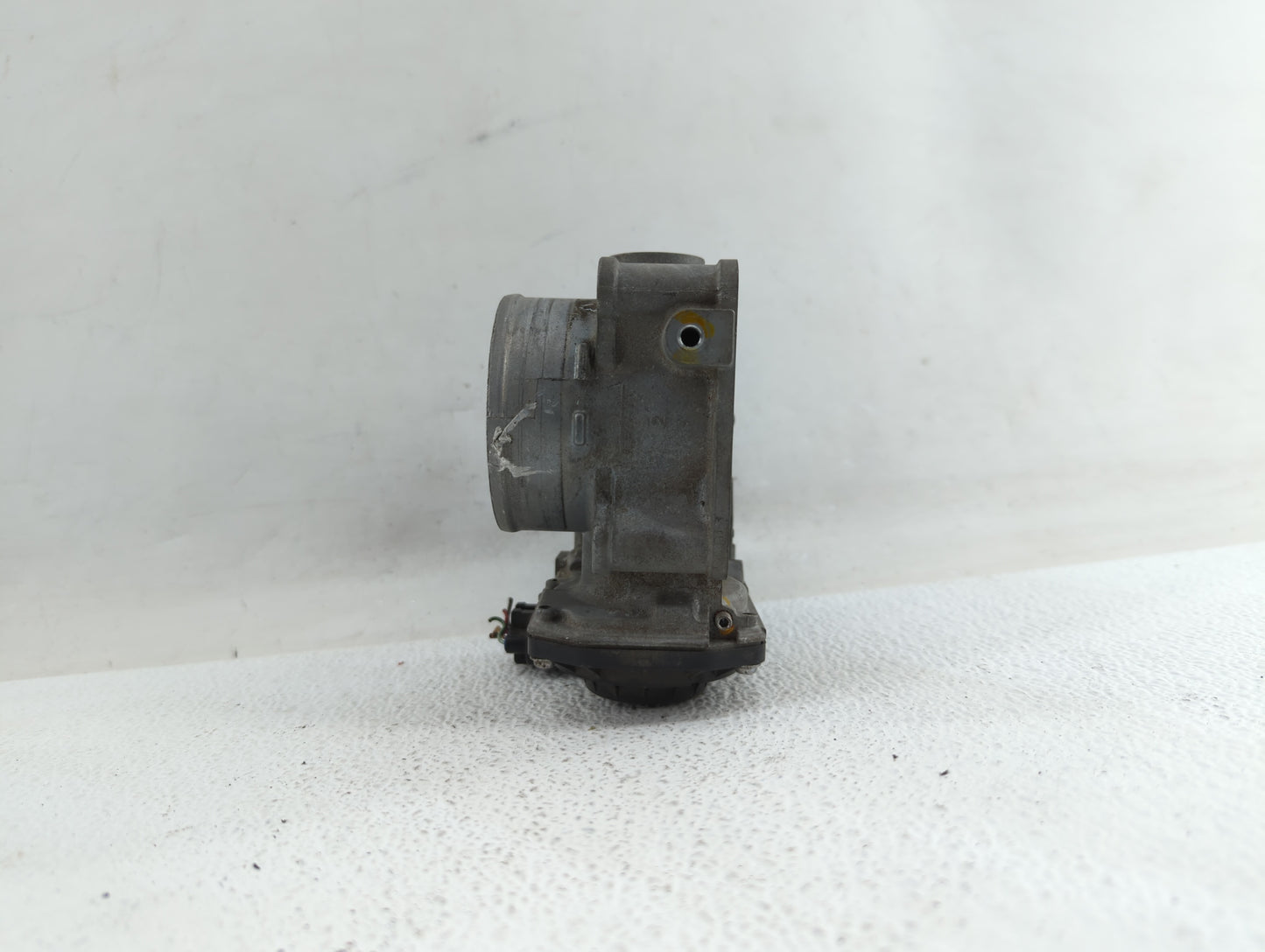 2010-2013 Honda Cr-V Throttle Body P/N:GMD7E GME1A Fits Fits 2010 2011 2012 2013 2014 OEM Used Auto Parts - Oemusedautoparts