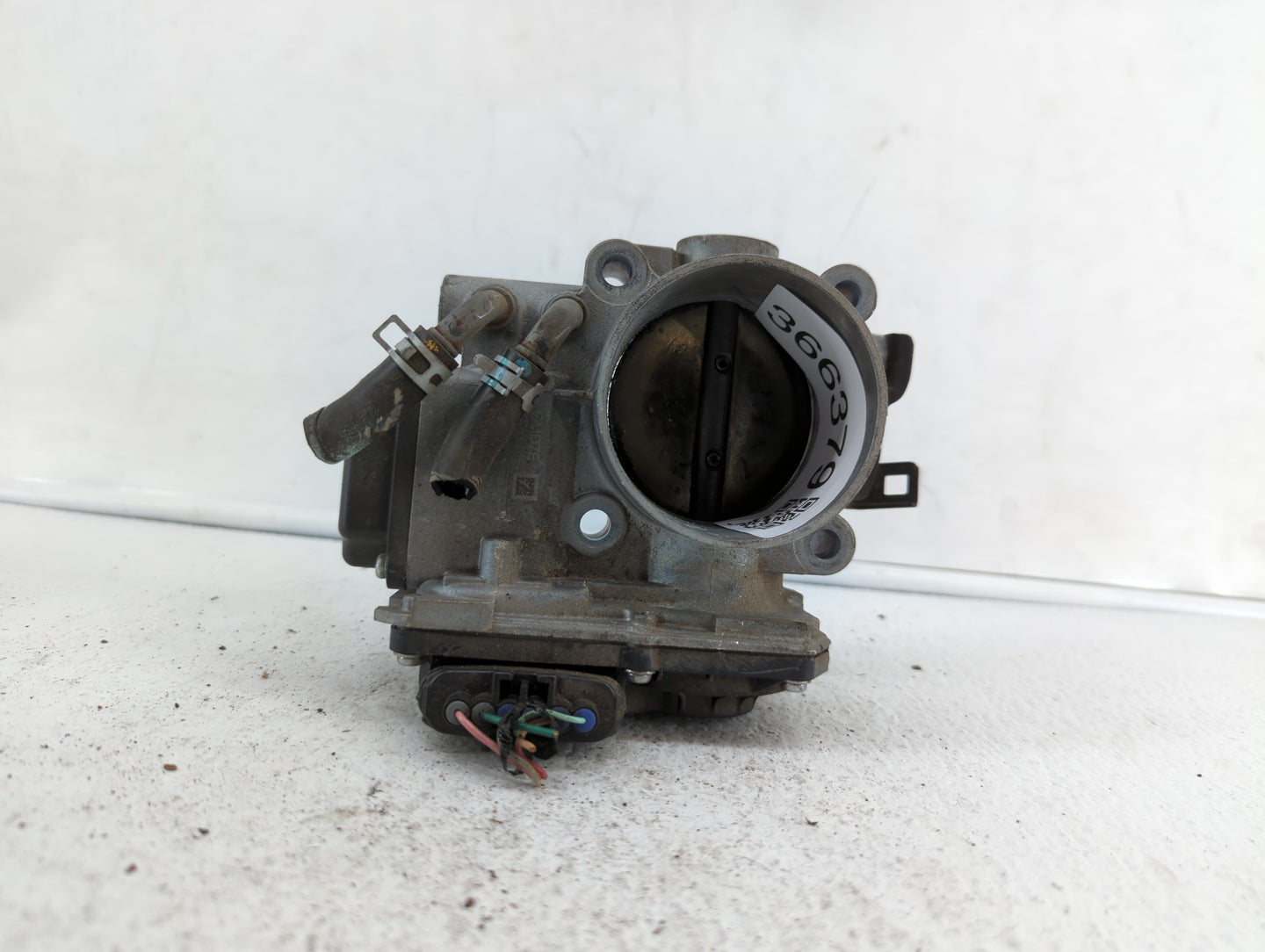 2010-2013 Honda Cr-V Throttle Body P/N:526-01 RME60-15, 141002P07H, GMD7E, GME1A Fits Fits 2010 2011 2012 2013 2014 OEM Used