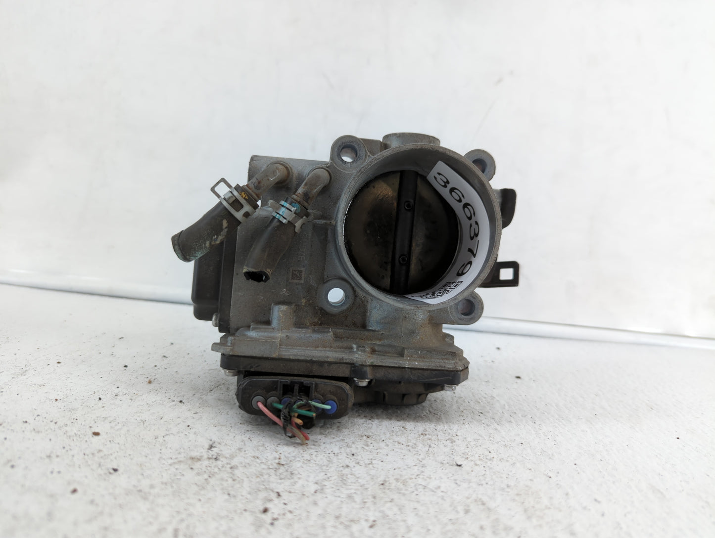 2010-2013 Honda Cr-V Throttle Body P/N:526-01 RME60-15, 141002P07H, GMD7E, GME1A Fits Fits 2010 2011 2012 2013 2014 OEM Used